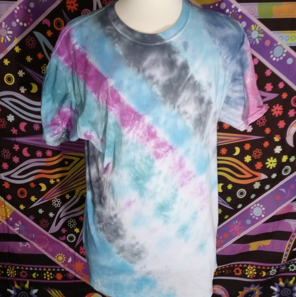 New Gildan Tie-Dye Made With Good Vibes By Me!